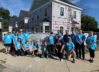 BSL Crew Habitat for Humanity (B0483756xE9CA8)