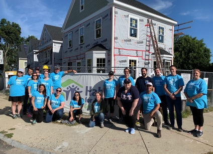 BSL Crew Habitat for Humanity (B0483756xE9CA8)