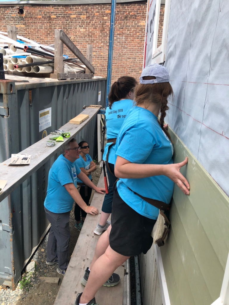 Siding Crew2 (B0483892xE9CA8) Siding Crew2 (B0483892xE9CA8)